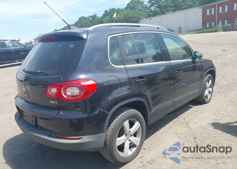 2010 Volkswagen Tiguan Wolfsburg Edition from USA, damaged, VIN WVGAV7AX1AW536752